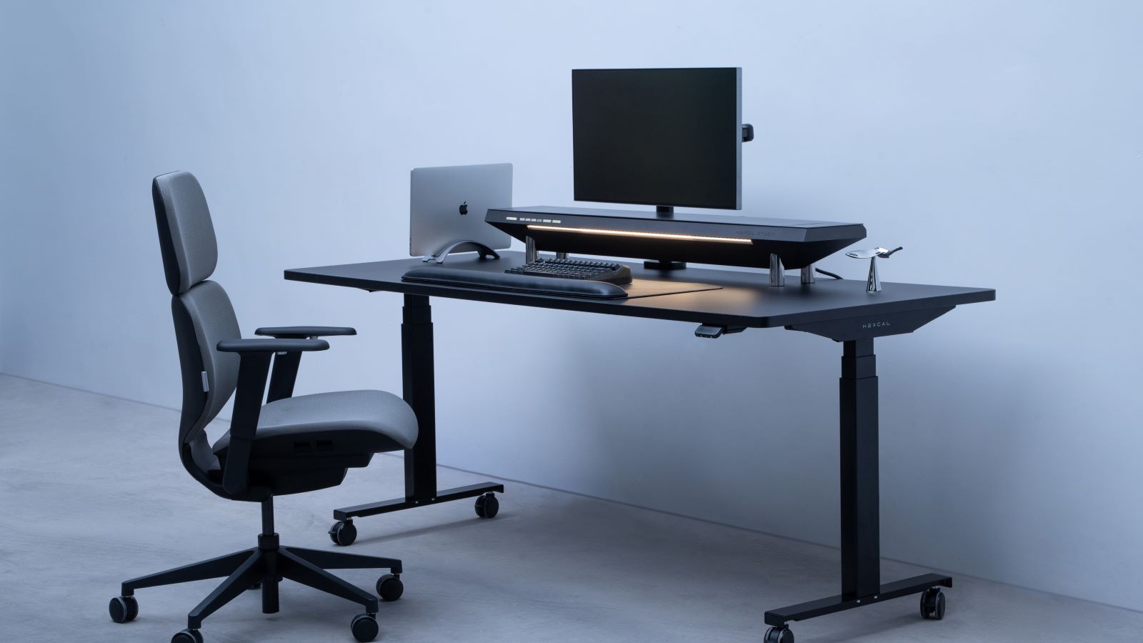 Hexcal to Unveil Revolutionary Workspace Solutions at CES 2025: Empowering the Future of Work and Design